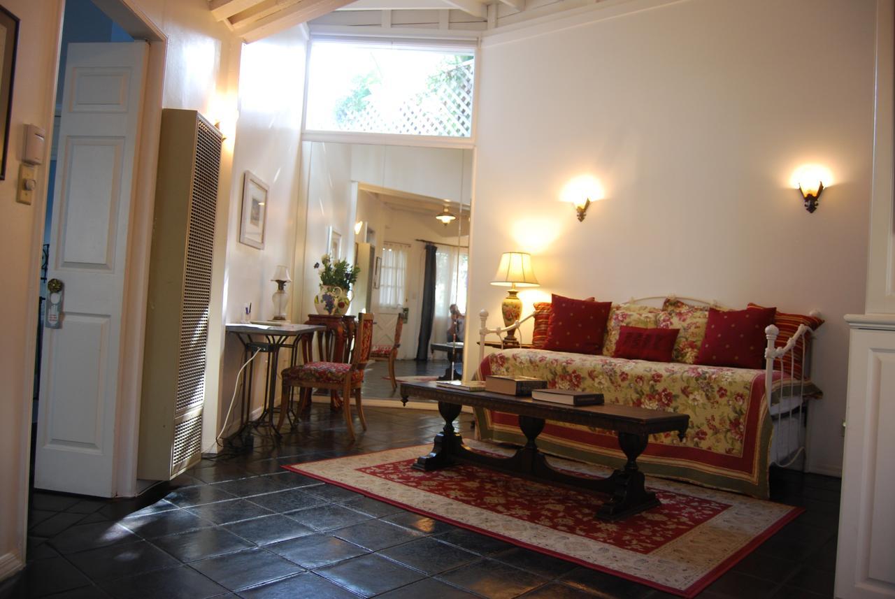 Garden Cottage Bed & Breakfast Los Angeles Exterior photo