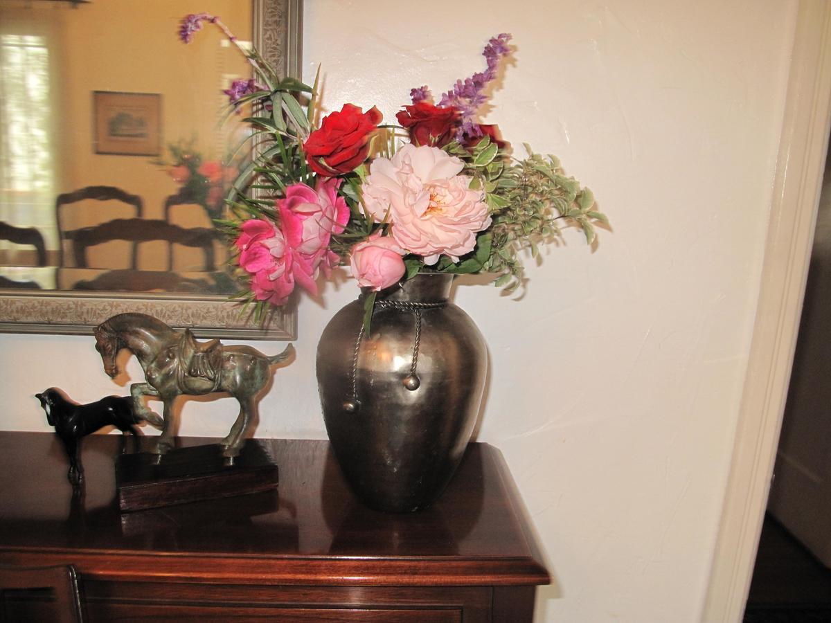 Garden Cottage Bed & Breakfast Los Angeles Exterior photo